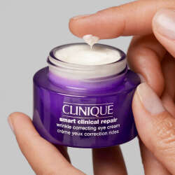 Clinique Smart Clinical Repair Kırışıklık Görünümü Karşıtı Göz Kremi 15 ml - 2