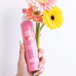 Milk Shake Incredible Milk Flower Fragrance 150 ml